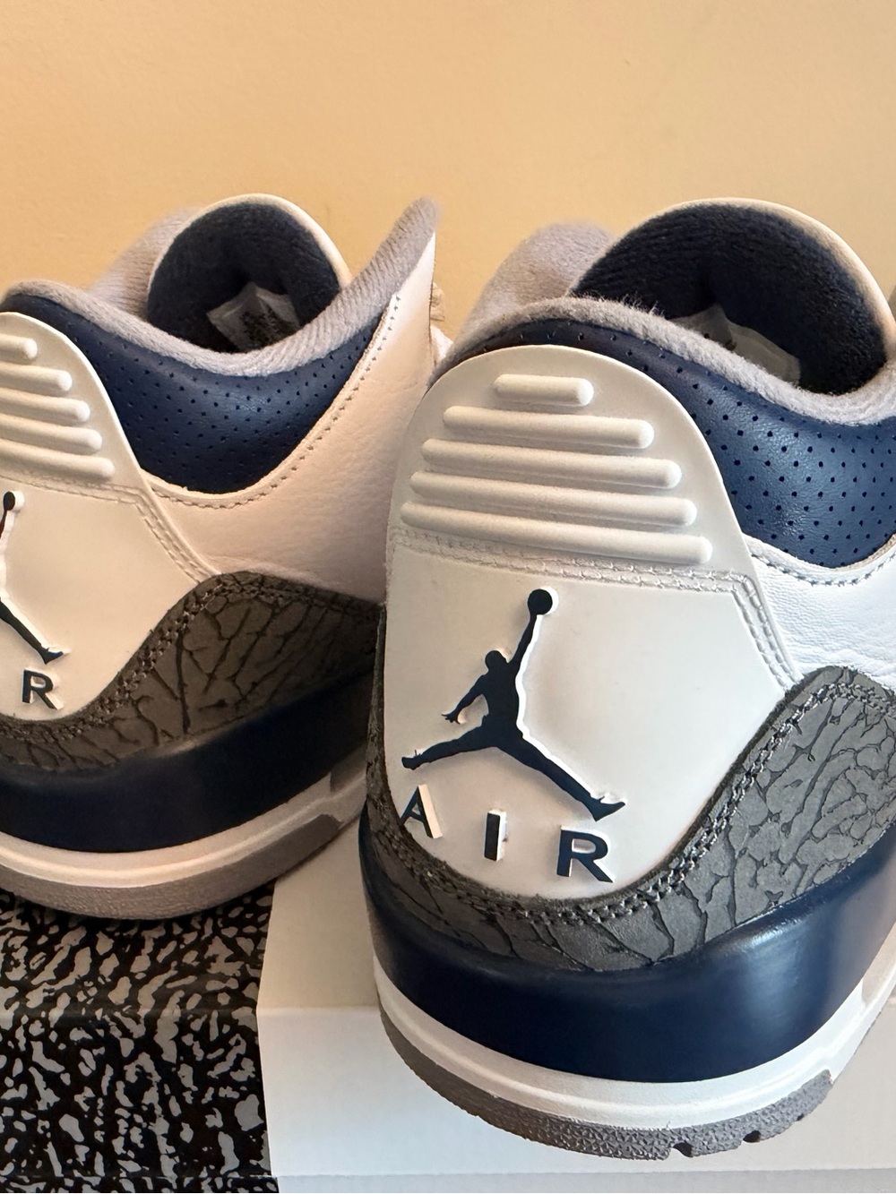 Air Jordan 3 Retro White/Midnight Navy – Men’s Size 9.5 - Picture 2 of 8